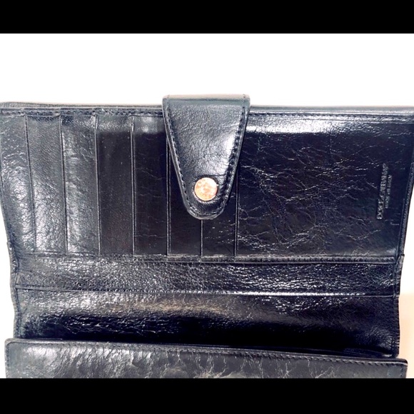 • DOLCE & GABBANA • LUXURY CLASSIC BLACK WALLET . - Picture 7 of 12